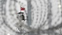 Ein türkischer Wachturm an der Grenze zwischen Griechenland und der Türkei 