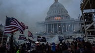 Trump-Anhänger stürmen das Kapitol in Washington am 06.01.2021.