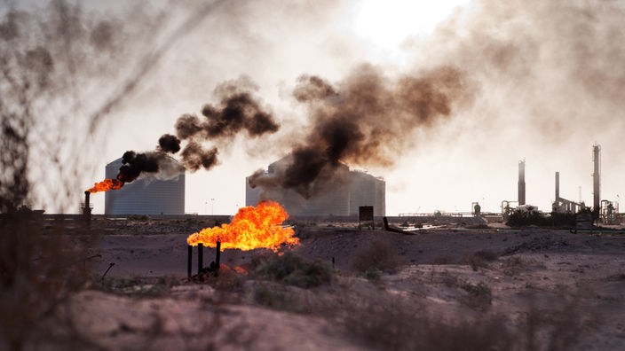 Blick auf die Raffinerie der "Oil National Company (ONC)" in Zuitina, Libyen