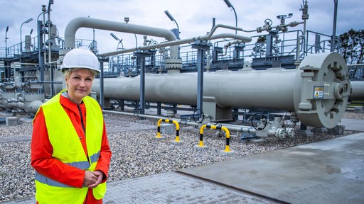 Manuela Schwesig (SPD) besucht am Industriehafen Lubmin die Gas-Anlandestation der Ostseepipeline Nord Stream 2.