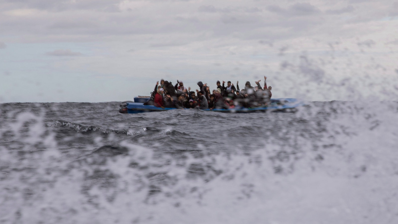 Sterben Im Mittelmeer: Europas Rückzug Bei Der Seenotrettung - Monitor ...