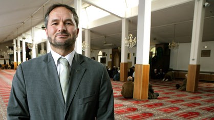 Bekir Alboga in einer Moschee in Köln-Ehrenfeld