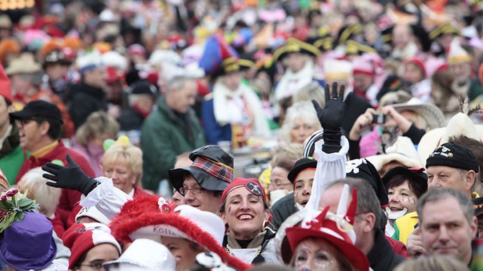 In Köln feiern die Jecken den Beginn des Karnevals 2010
