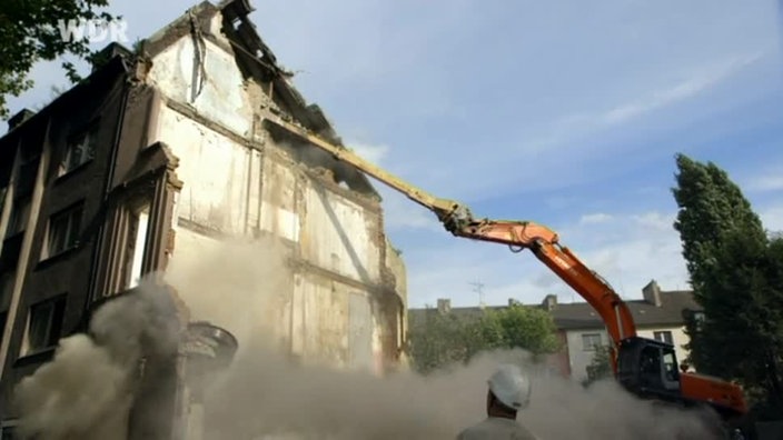 Altes Gebäude wird abgerissen