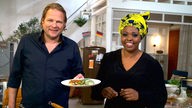 Björn Freitag und Carol Mühlenbrock kochen heute bei „Einfach und köstlich“ ihre heimatlichen Lieblingsrezepte aus dem Ruhrpott und Kenia.
