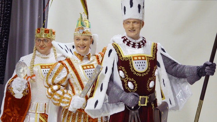 Das Kölner Dreigestirn im Fotostudio