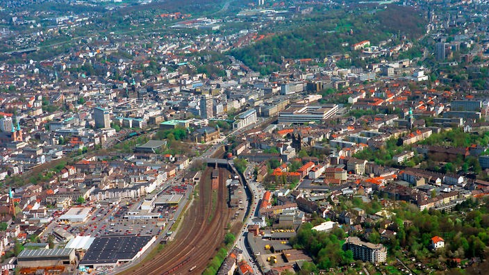 Die Stadt Wuppertal aus der Luft fotografiert