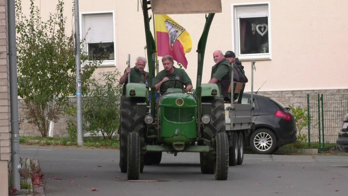 Berlebecker mit dem Trecker