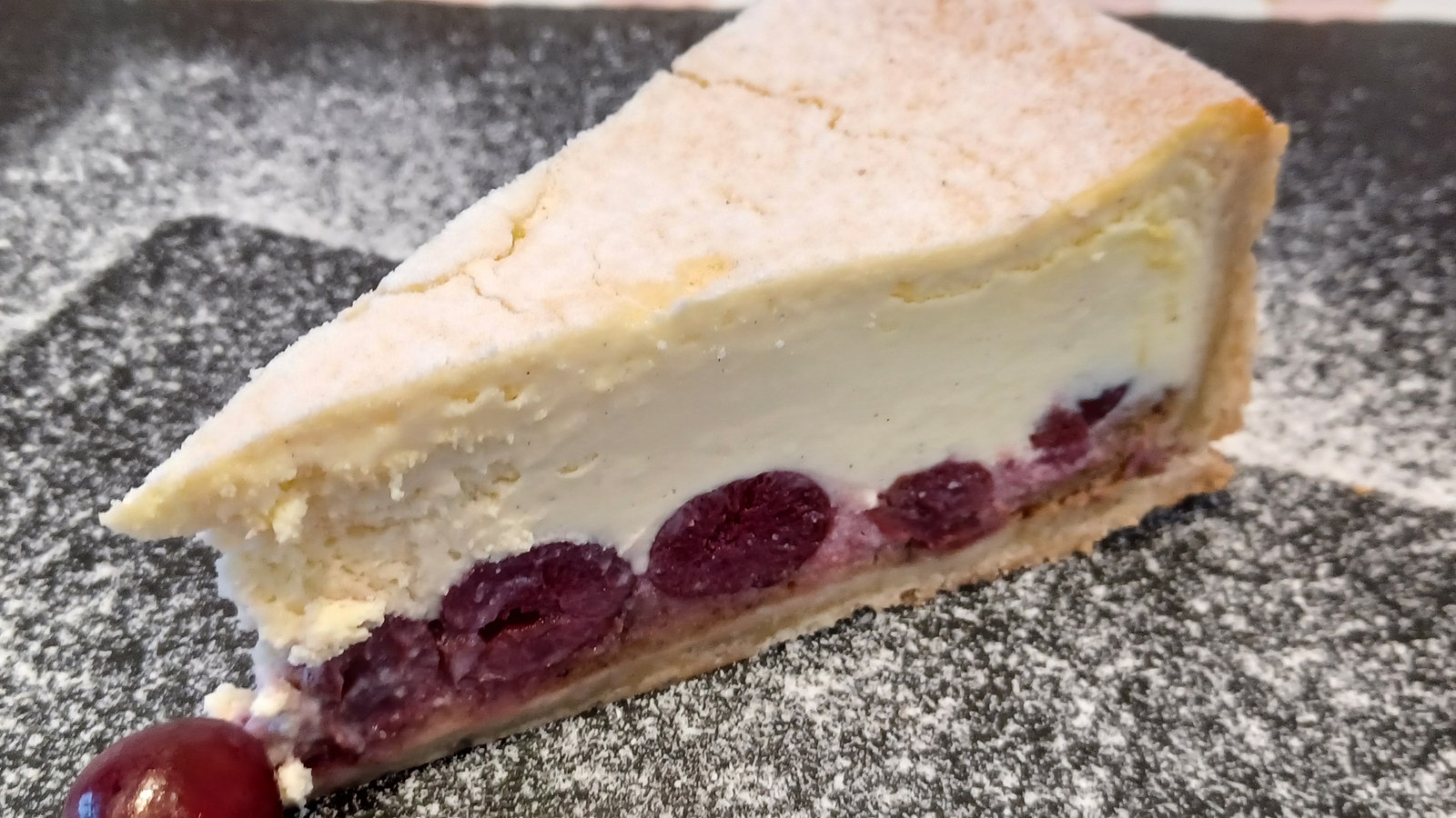 Käsekuchen mit Kirschen - Rezepte - Verbraucher - WDR