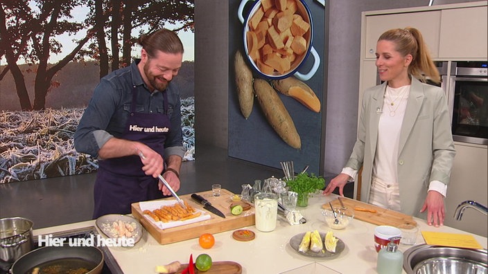 Süßkartoffel-Pommes mit Limetten-Ingwer-Mayonnaise und Mandarinensalz 