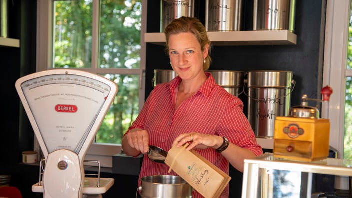 Katrin Nowicki-Heßmann im Cafe. 