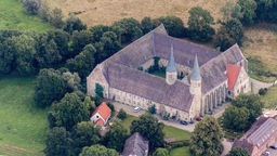 Gebäudekomplex des Klosters im Ortsteil Möllenbeck in Rinteln im Bundesland Niedersachsen