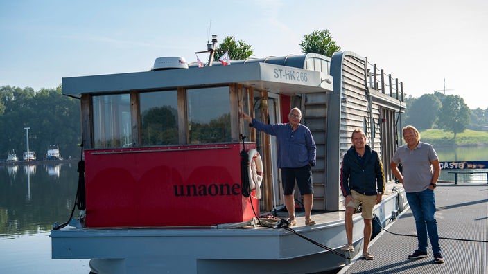 Skipper Heinz Dieter Fröse, Björn Freitag und Frank Buchholz an Bord.