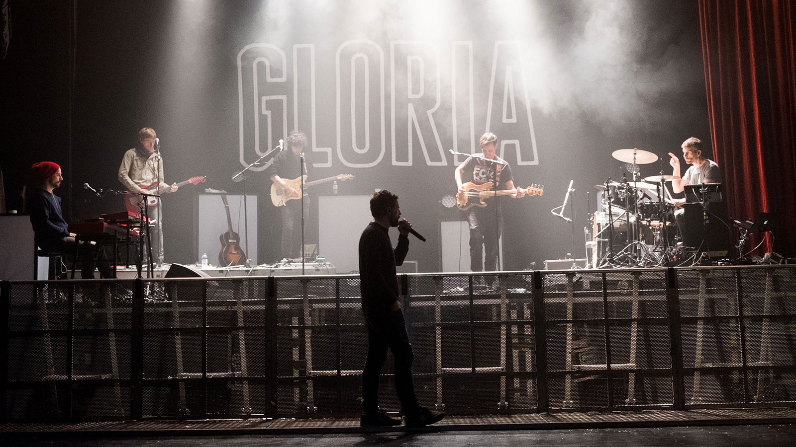 gloria band tour