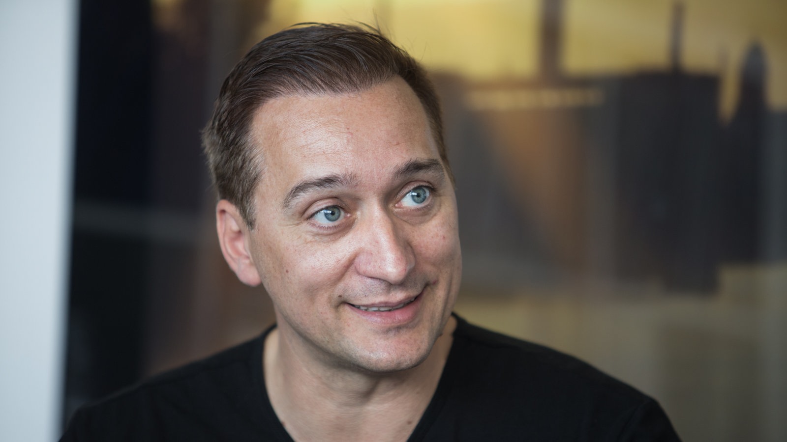 Пол ван де. Paul van Dyk 2022. Пол Ван Дайк 2022. Наташе Ван Дайк. Пол Ван Дайк с женой.