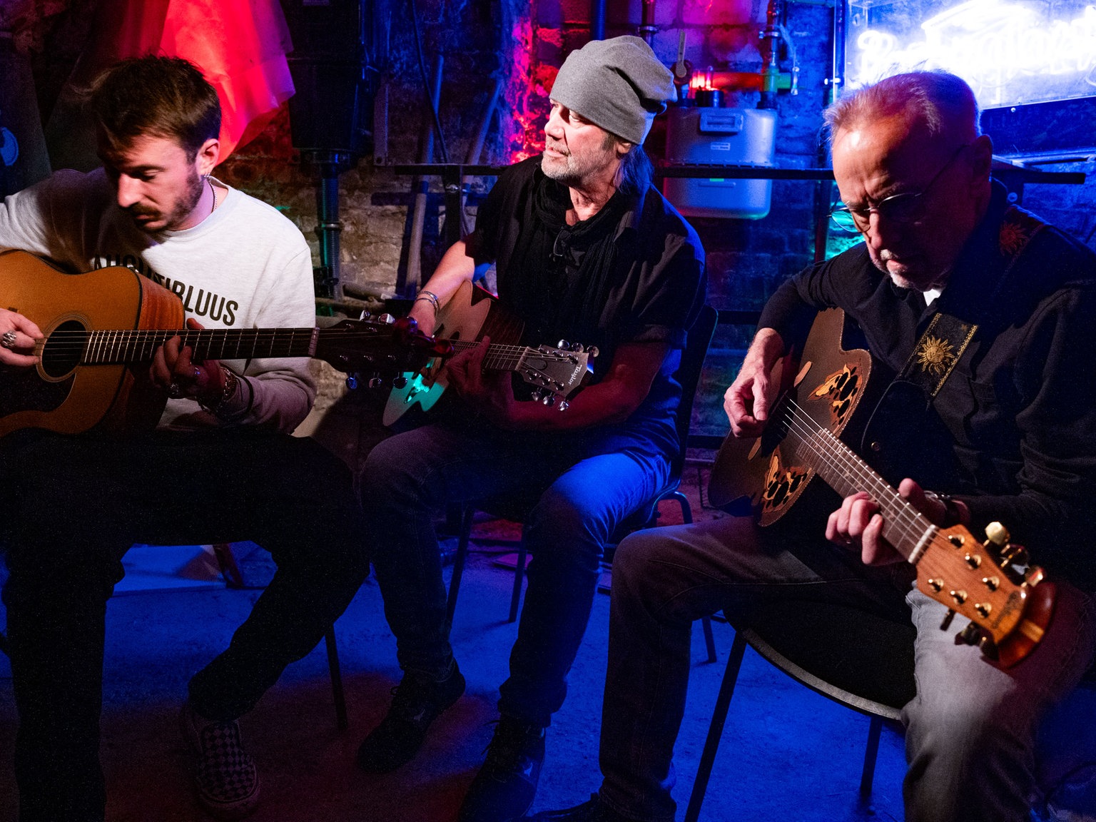 The Hamburg Blues Band feat. Clem Clempson unplugged beim Crossroads Festival 2023