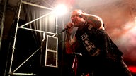 Combichrist während eines Auftrittes im Rahmen des "XXIV. With Full Force Festival 2017" vom 22.06. - 24.06.2017 in Ferropolis, Gräfenhainichen.