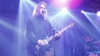 Steven Wilson singt auf der Bühne