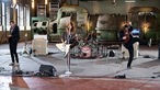 The Dirty Denims: Rockpalast OFFSTAGE in der Turbinenhalle der Jahrhunderthalle Bochum