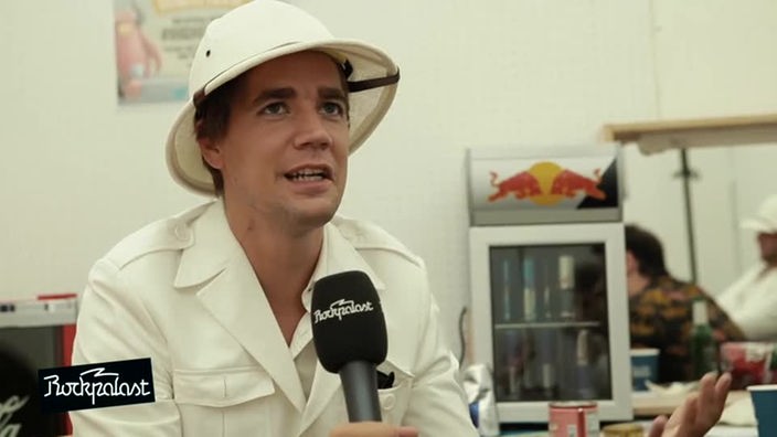 Interview: The Hives