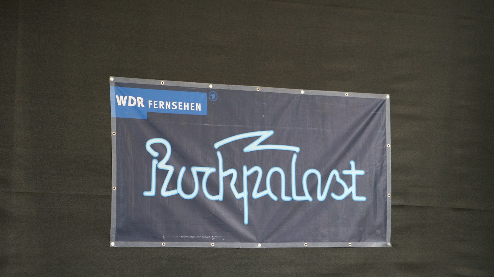 Banner vom Rockpalast auf dem Museumsplatz Bonn