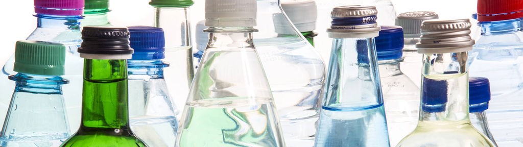 Verschiedene Wasserflaschen