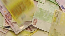 Das Bild zeigt Eurobanknoten