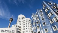 Medienhafen Düsseldorf mit Gehry-Bauten. 