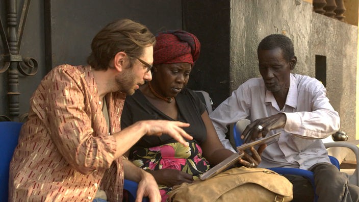 Le Mali 70: Filmszene mit einigen Musikern