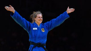 Anna Maria Wagner feiert einen Sieg bei der Judo-Weltmeisterschaft