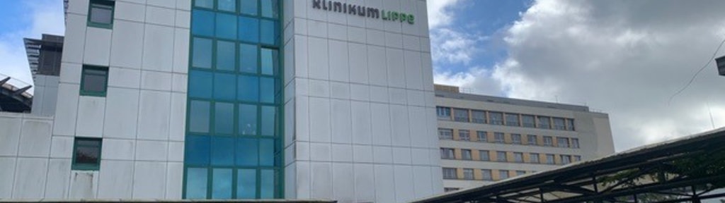 Eingang zum Klinikum im Kreis Lippe