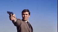 George Lazenby als "James Bond"