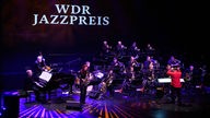 Altsaxofonistin Angelika Niescier präsentierte ihre Kompositionen mit der WDR Big Band unter der Leitung von Steffen Schorn.