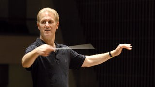 Der deutsche Dirigent Christoph Poppen