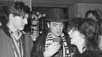 Frankfurt am Main, 11.01.1983. Markus, Nena und Udo Lindenberg beim Treffen im Frankfurter "Odeon"
