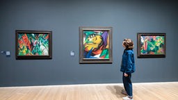 Blick in die Ausstellung der Tate Modern"-Galerie über Expressionisten.