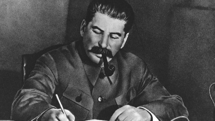 Josef Stalin, 1930