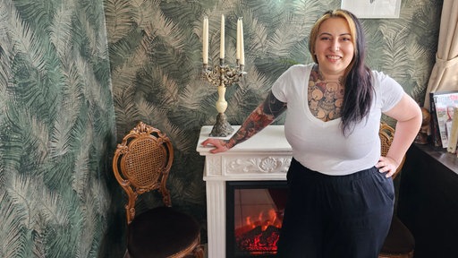 Katja Baranowski sticht ehrenamtlich Organspende-Tattoos in Unna