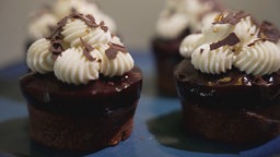 Schoko Brownies mit Glühwein-Kirschen