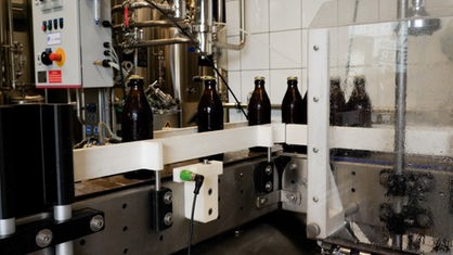 Bottroper Bier: Abfüllanlage in Betrieb