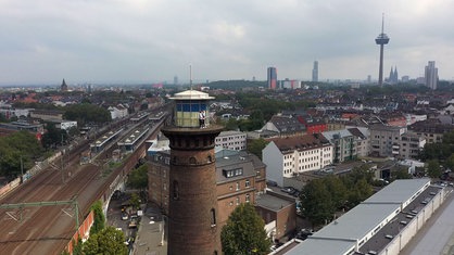 Der Heliosturm von außen