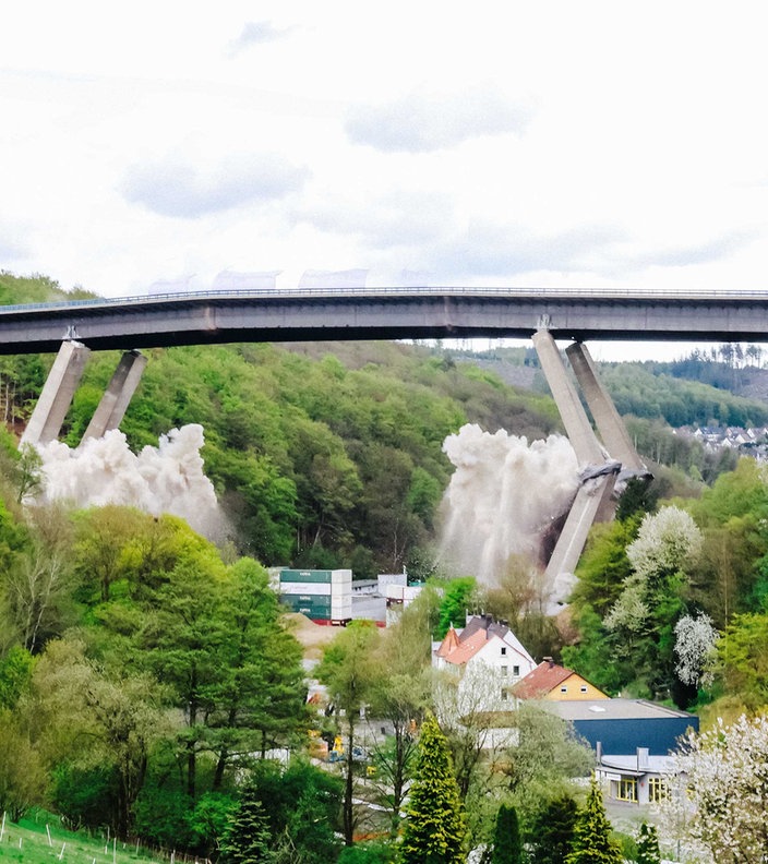 Die Rahmedetalbrücke wird gesprengt