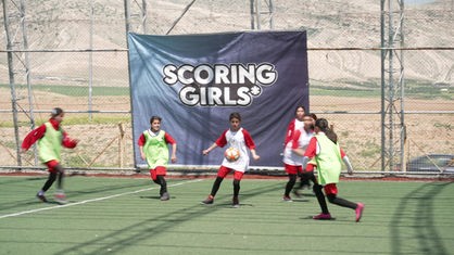 Fußballplatz von Scoring Girls im Irak