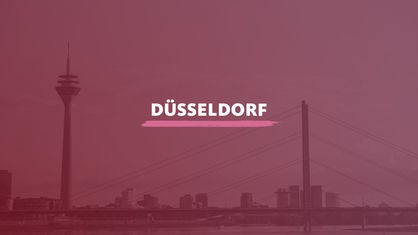 Skyline von Düsseldorf. Darauf der Schriftzug "Düsseldorf".