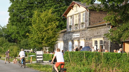 Der Biergarten Bahnhof-Varresbeck von außen