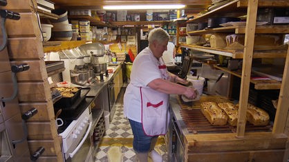 Bäckerin Michaela Rademacher auf dem Bergerhof 
