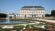 Schloss Augustusburg mit Schlossgarten und Wasserspielen