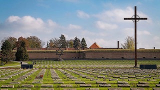 Konzentrationslager Theresienstadt, Der Nationalfriedhof vor der Kleinen Festung.