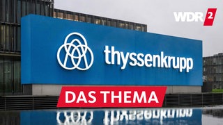 Thyssenkrupp Logo vor dem Konzernsitz in Essen