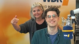Musicaldarsteller Jonas Hein und Heike Knispel im WDR 4-Studio